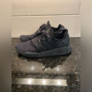 Adidas NMD R1 Triple Black